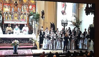 De Zangertjes zongen tijdens de inhuldiging van pastoor Dominiek